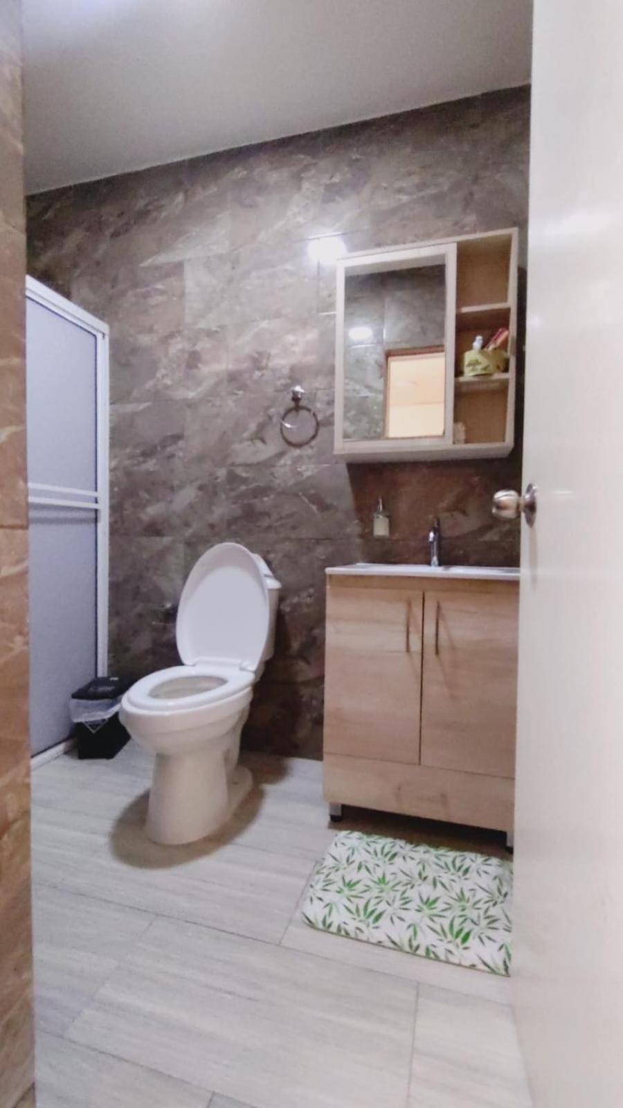 Habitación en casa particular Amaros Medellín